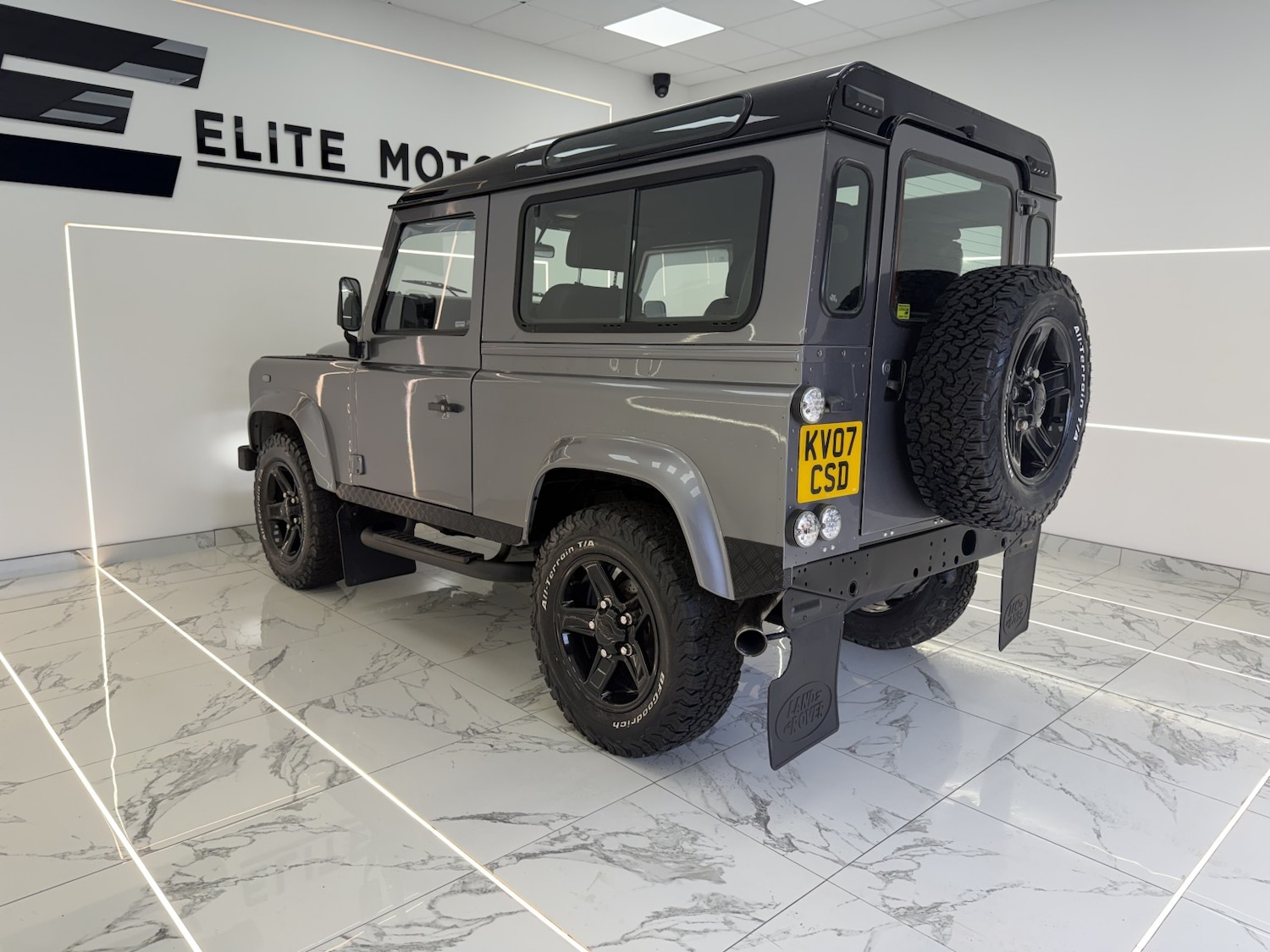 Used Land Rover Defender 90 2007 for sale - 77721272: Photo 6