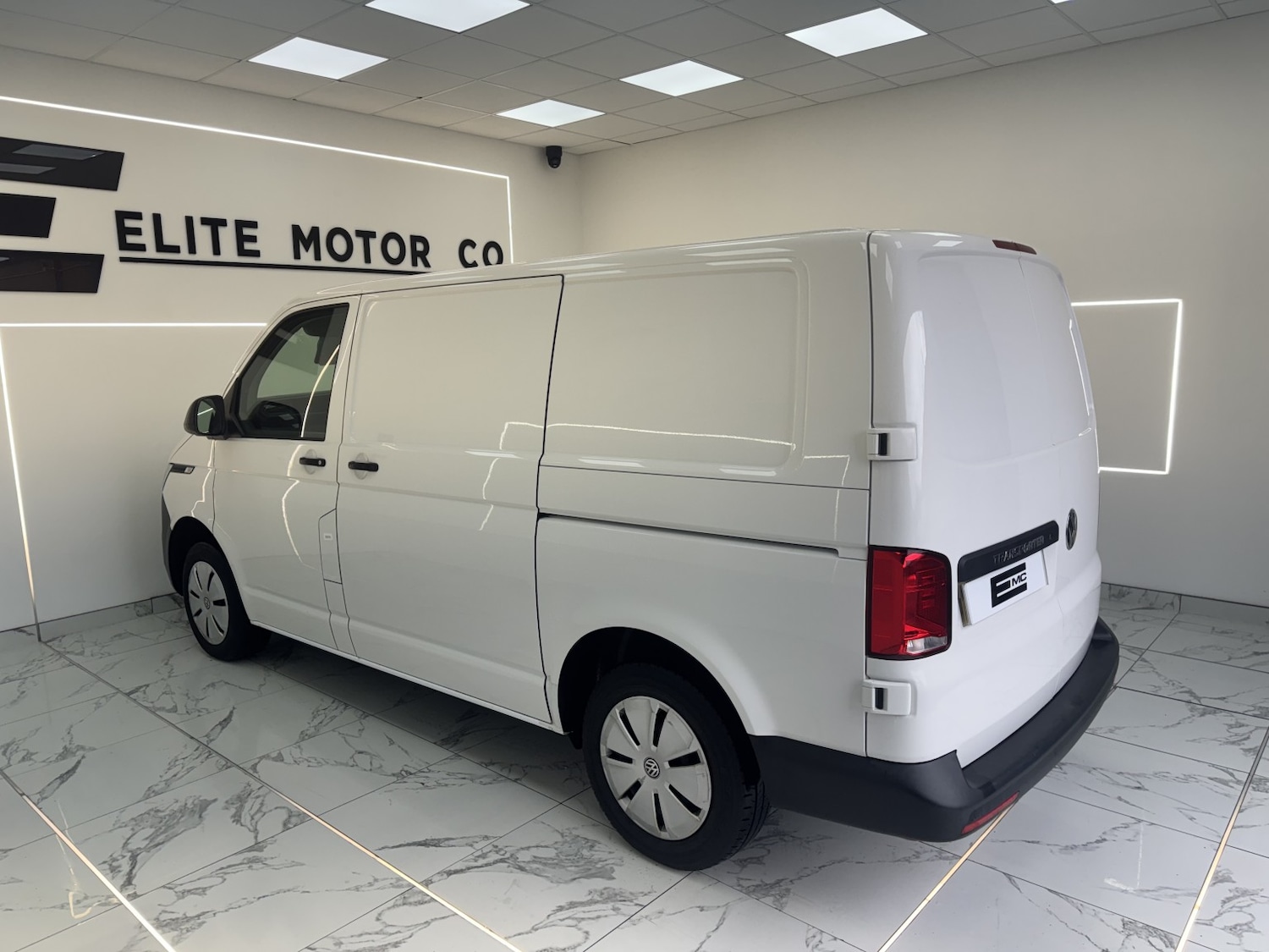 Used Volkswagen Transporter 2022 for sale - 77718075: Photo 10