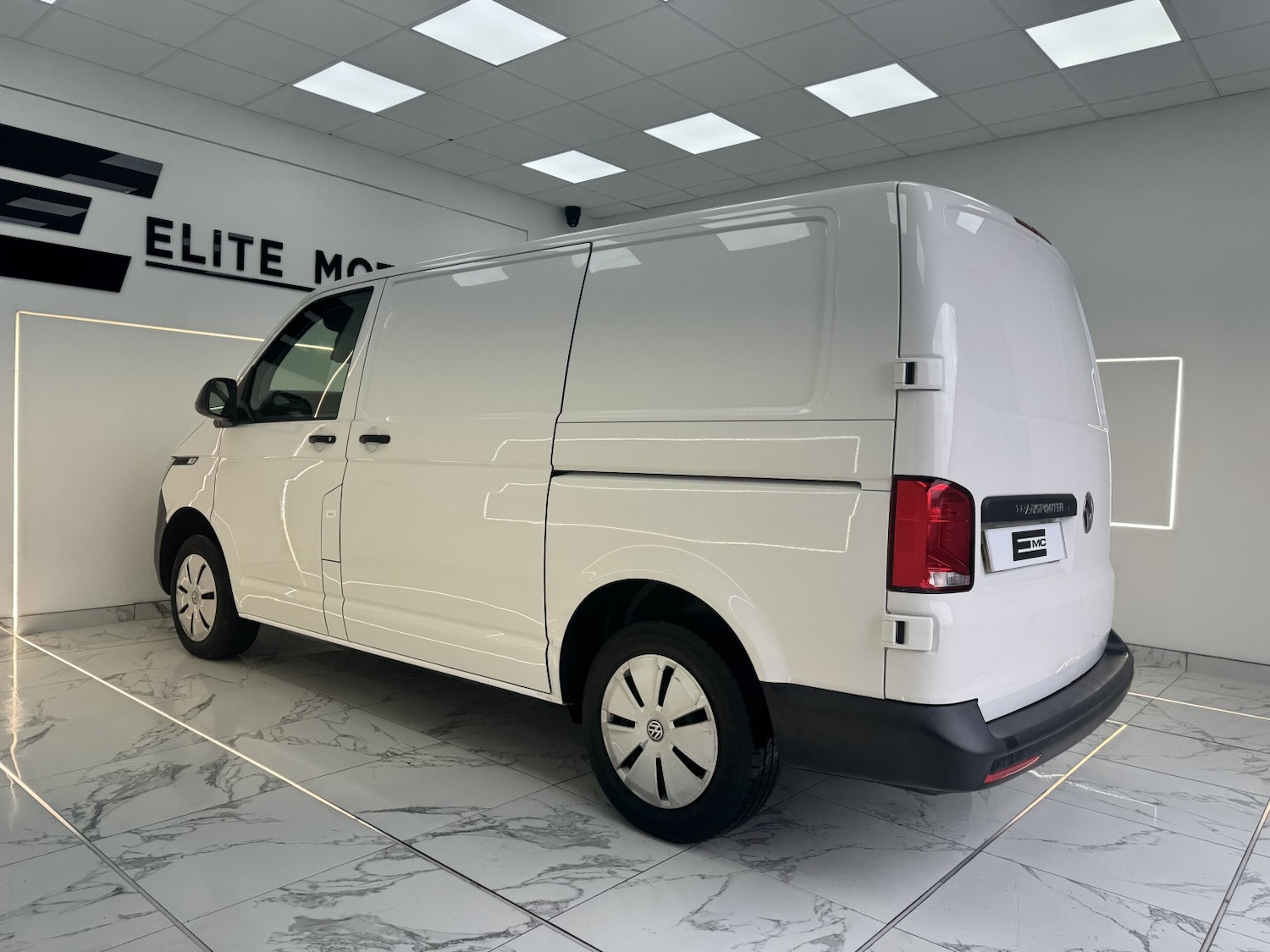 Used Volkswagen Transporter 2022 for sale - 77718075: Photo 11
