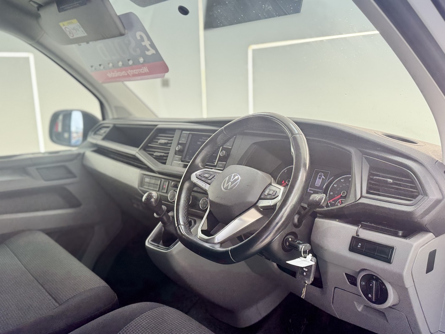 Used Volkswagen Transporter 2022 for sale - 77718075: Photo 12