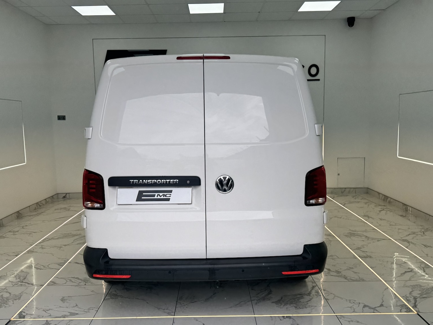 Used Volkswagen Transporter 2022 for sale - 77718075: Photo 9