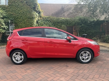 Used Ford Fiesta 2010 for sale - 79386156: Photo