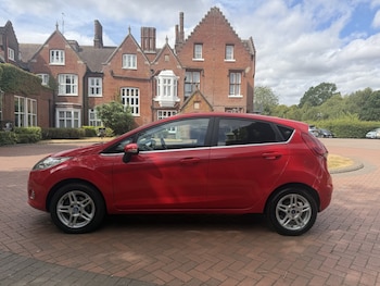 Used Ford Fiesta 2010 for sale - 79386156: Photo