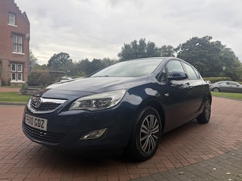 Used Vauxhall Astra 2010 for sale - 76101065: Photo
