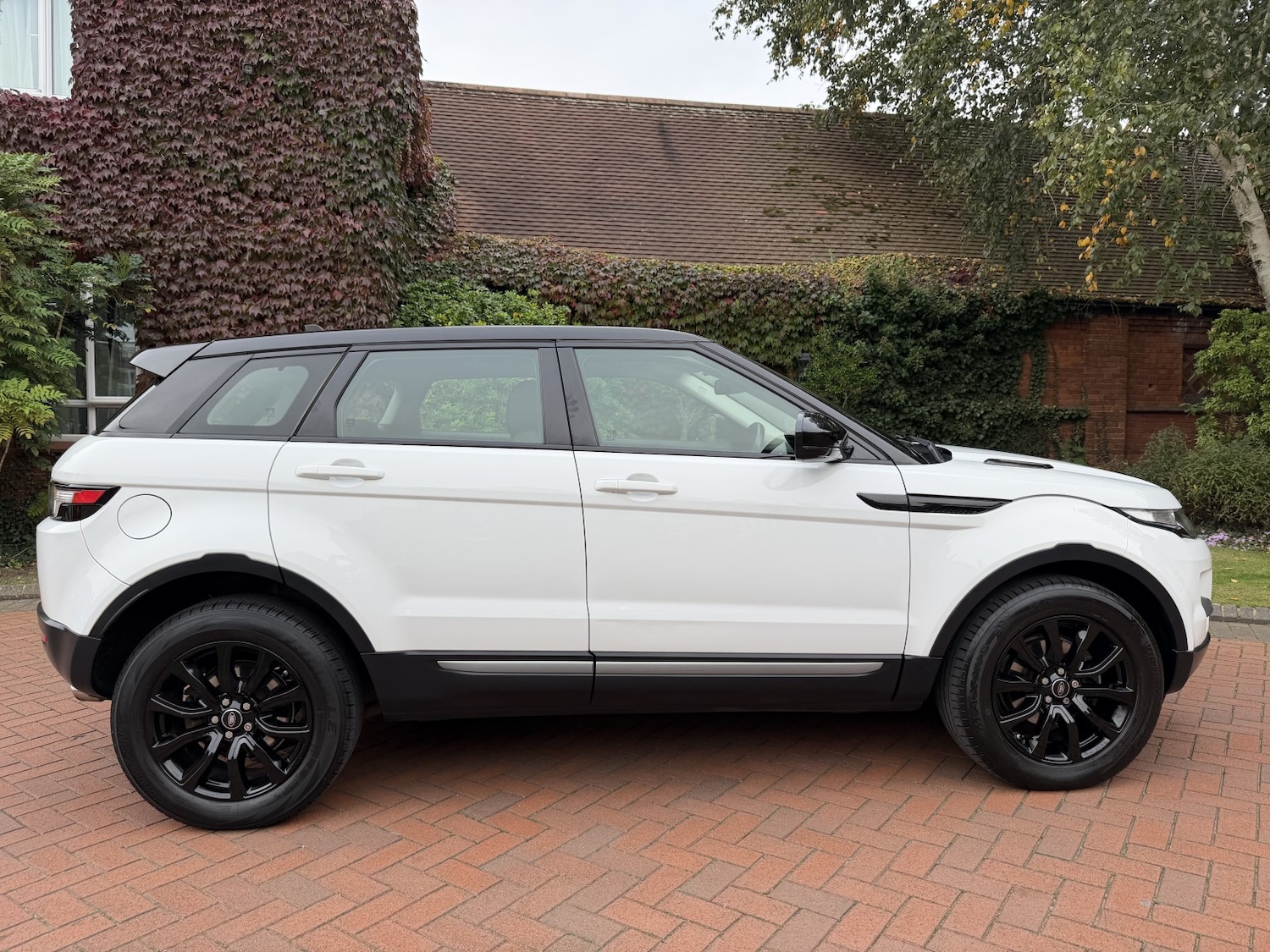 Used Land Rover Range Rover Evoque 2015 for sale - 76246089: Photo 3