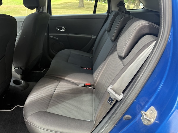 Used Renault Clio 2010 for sale - 76257699: Photo 13