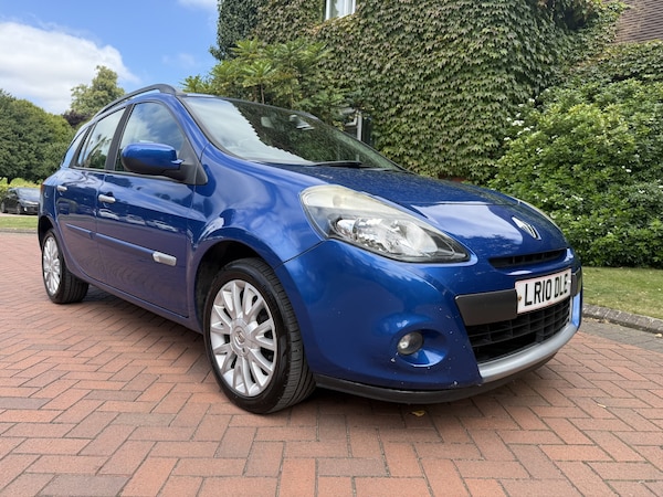 Used Renault Clio 2010 for sale - 76257699: Photo 1
