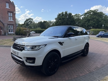 Used Land Rover Range Rover Sport 2015 for sale - 79439226: Photo