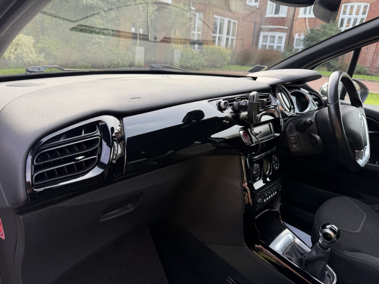 Used Citroen DS3 2010 for sale - 77632464: Photo 12