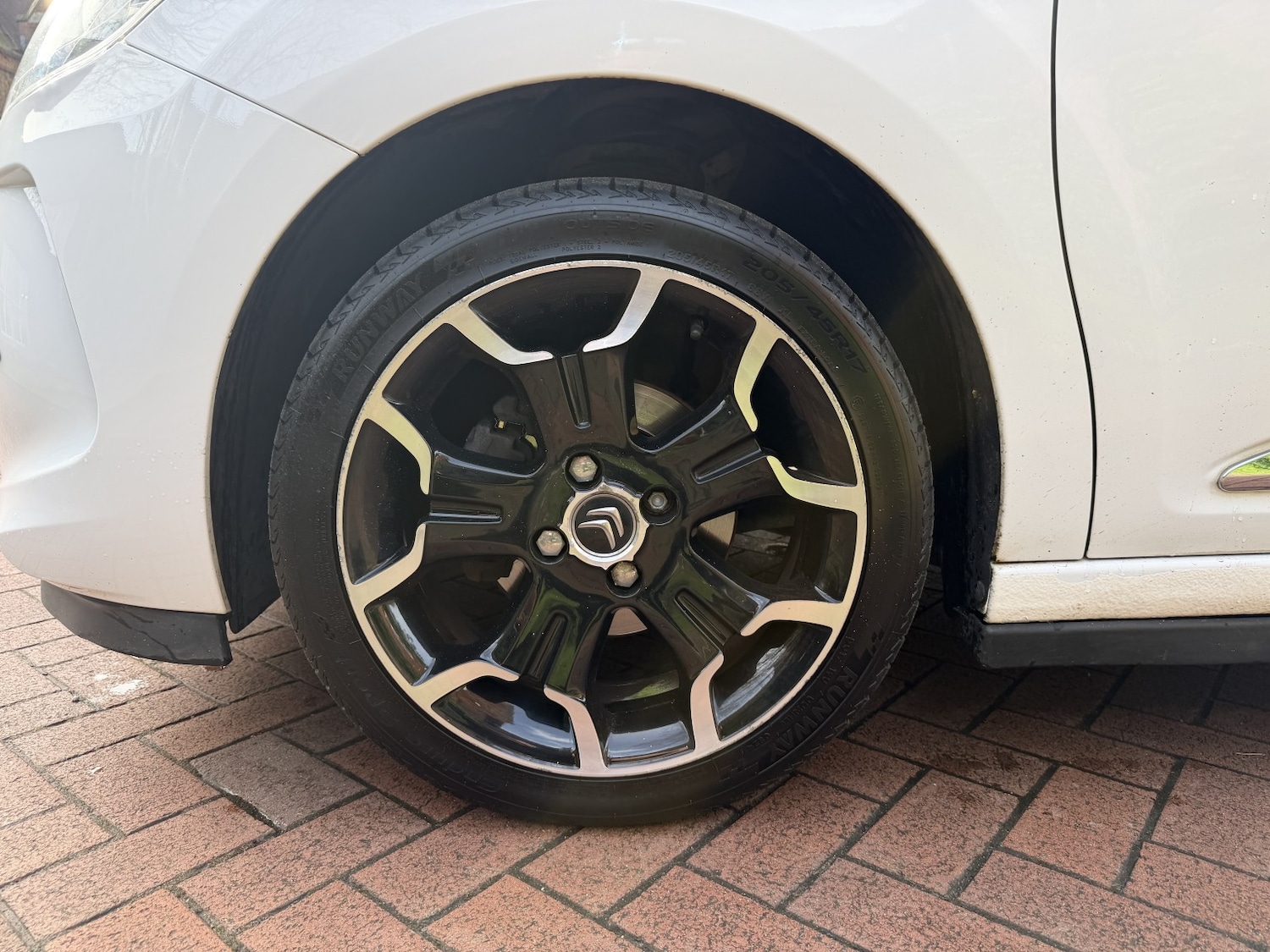 Used Citroen DS3 2010 for sale - 77632464: Photo 20