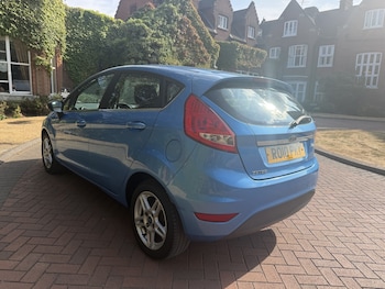 Used Ford Fiesta 2010 for sale - 79311518: Photo