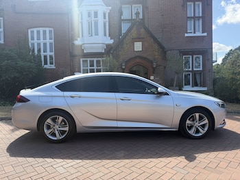 Used Vauxhall Insignia 2018 for sale - 79194090: Photo