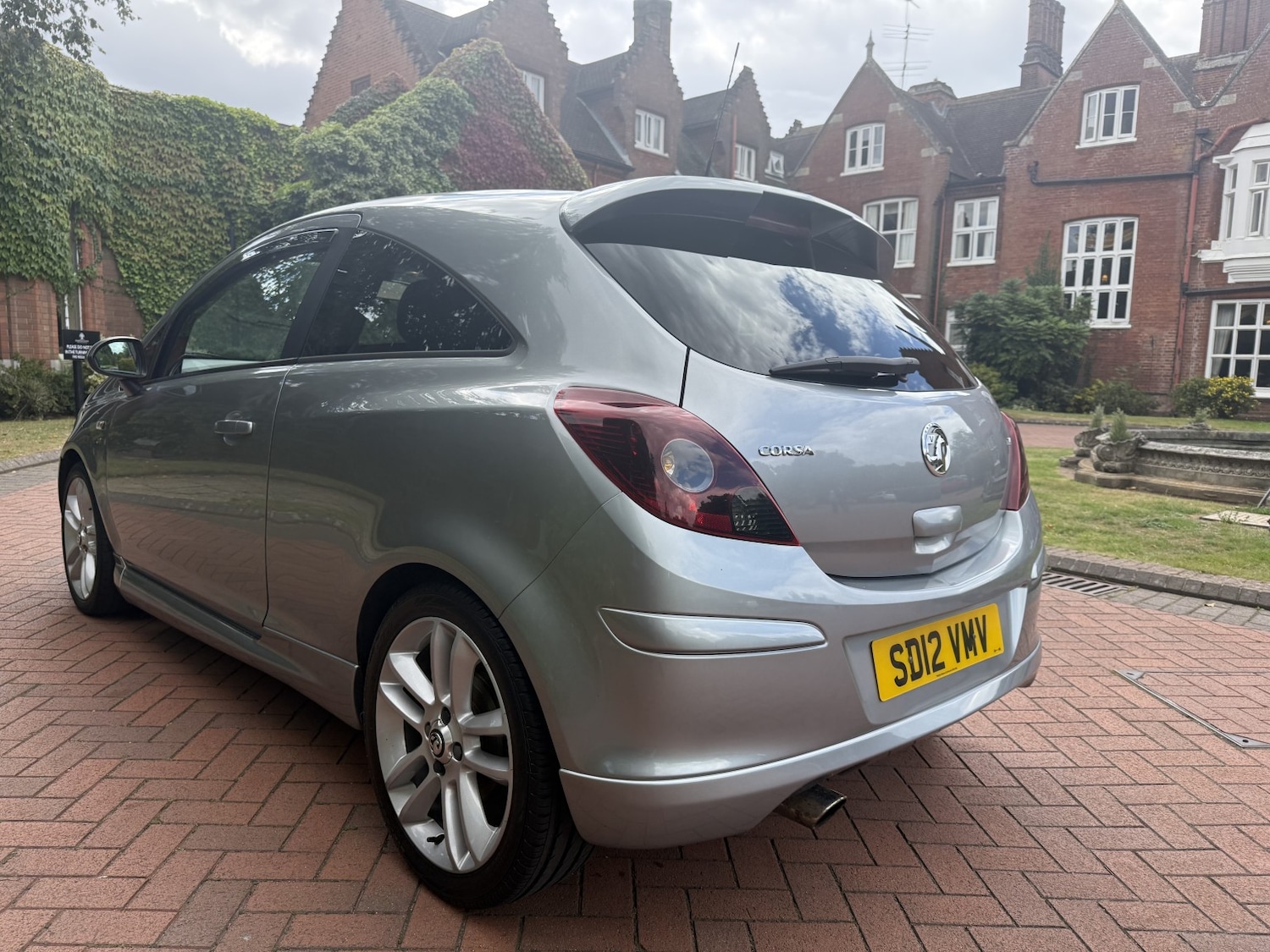 Used Vauxhall Corsa 2012 for sale - 76334824: Photo 6