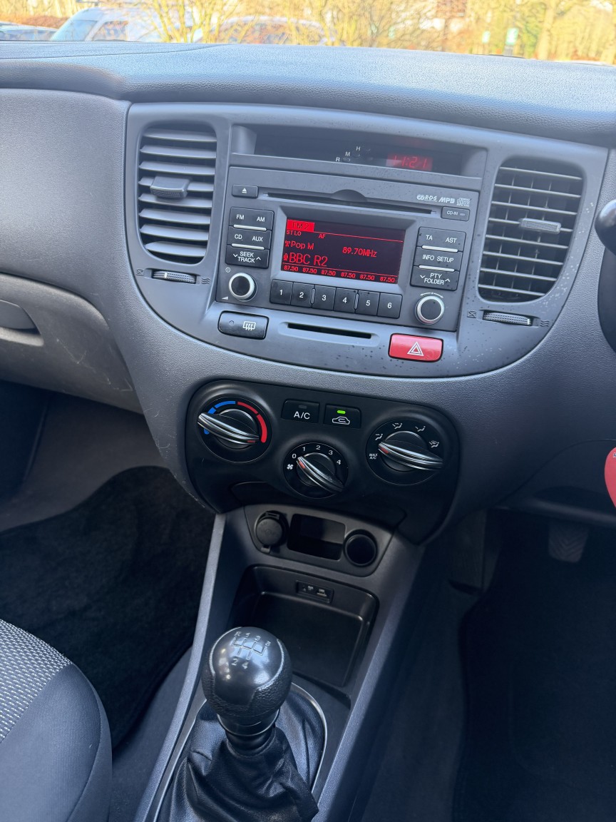 Used Kia Rio 2010 for sale - 77584625: Photo 10