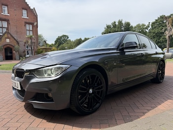 Used BMW 3 Series 2015 for sale - 76101119: Photo