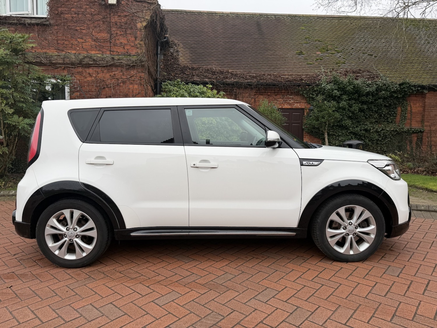 Used Kia Soul 2017 for sale - 77508462: Photo 3