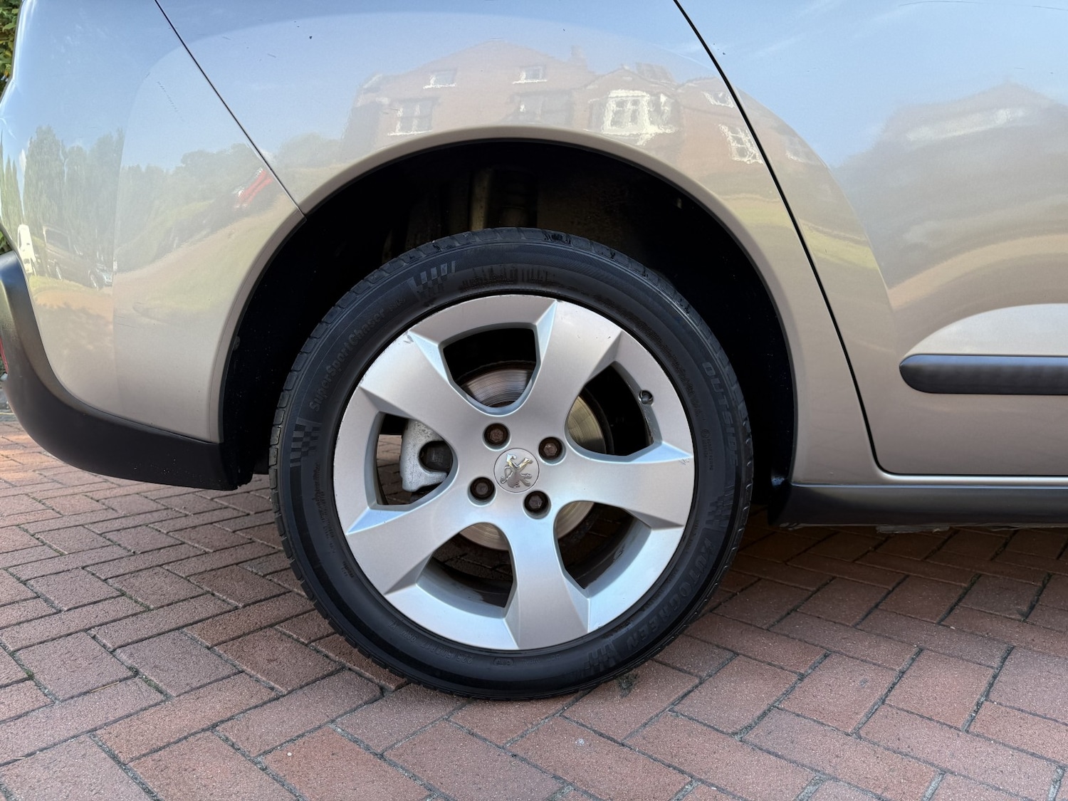 Used Peugeot 3008 2010 for sale - 77536021: Photo 20