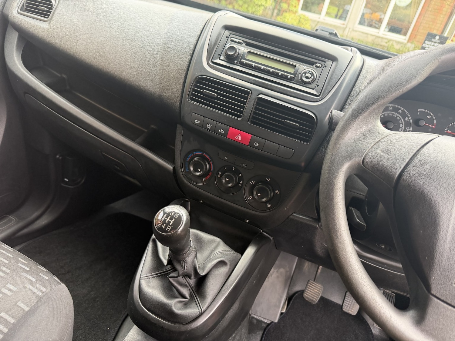 Used Vauxhall Combo 2014 for sale - 77225240: Photo 10