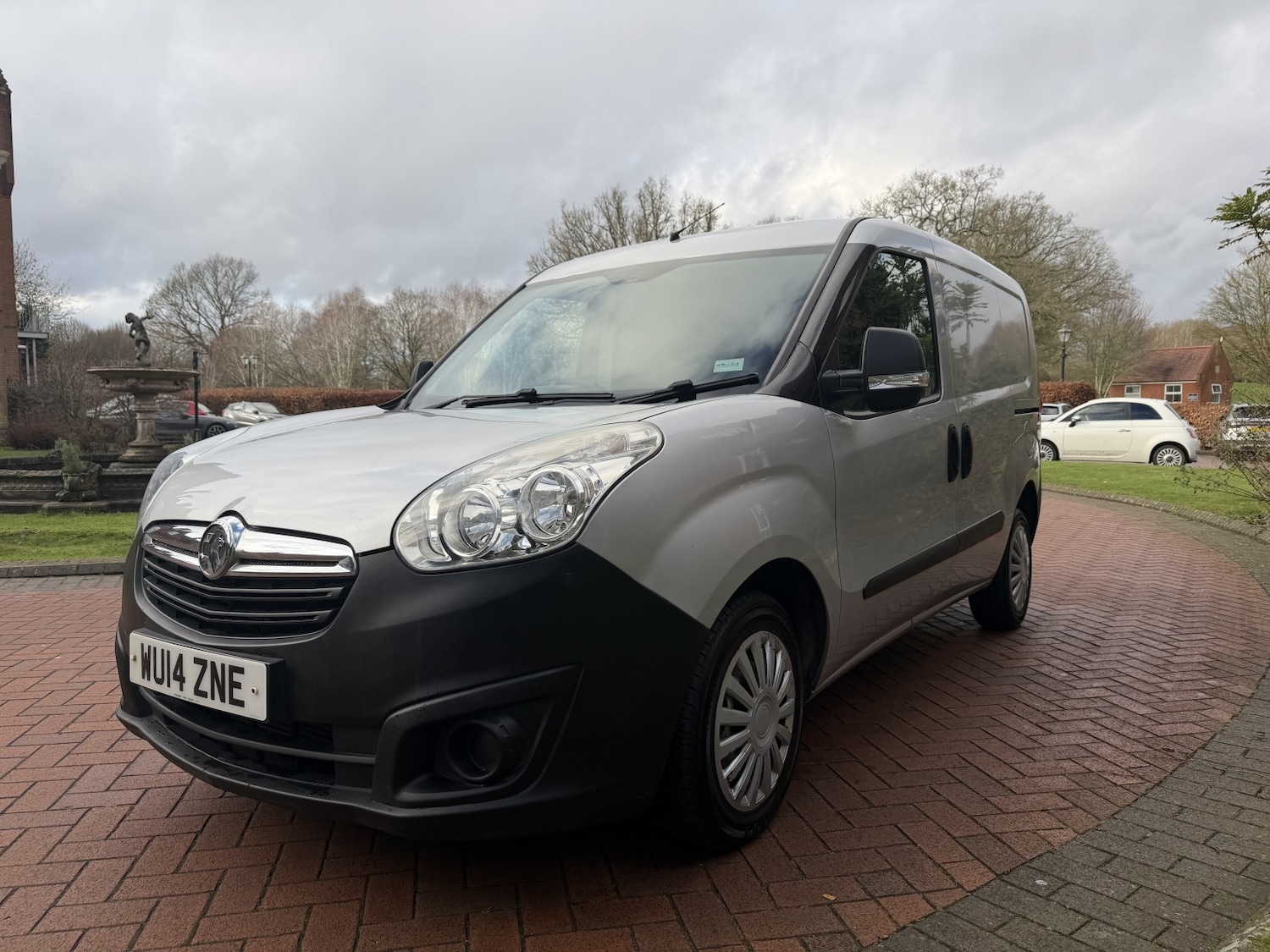 Used Vauxhall Combo 2014 for sale - 77225240: Photo 2