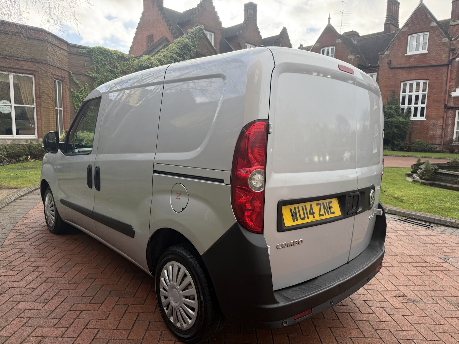 Used Vauxhall Combo 2014 for sale - 77225240: Photo 6