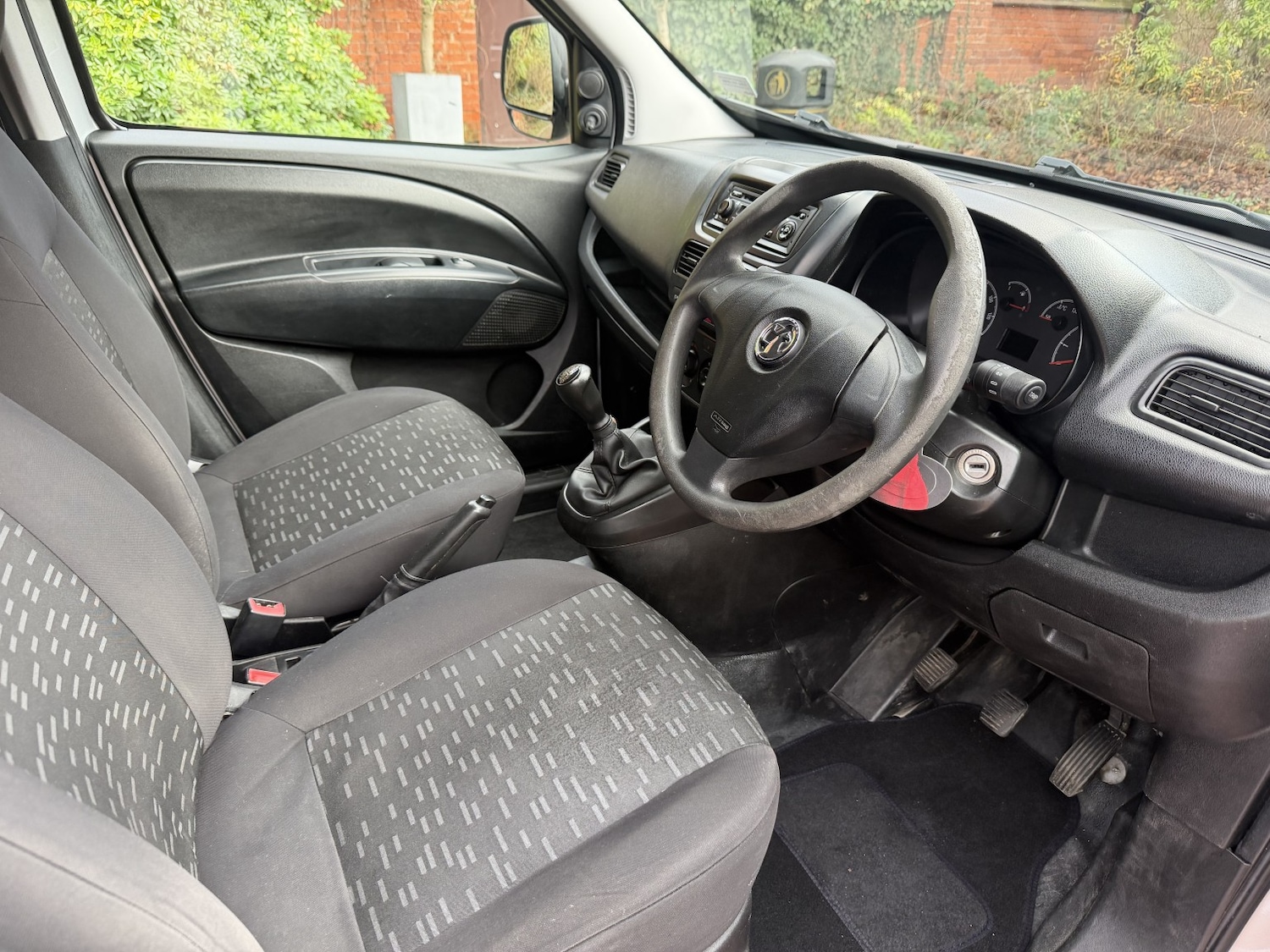 Used Vauxhall Combo 2014 for sale - 77225240: Photo 9