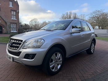 Used Mercedes-Benz M Class 2010 for sale - 78969060: Photo