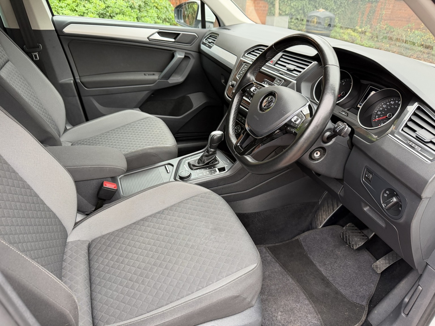 Used Volkswagen Tiguan 2017 for sale - 77096933: Photo 9