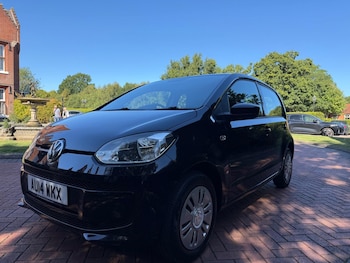 Used Volkswagen up! 2014 for sale - 76101102: Photo