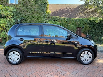 Used Volkswagen up! 2014 for sale - 76101102: Photo