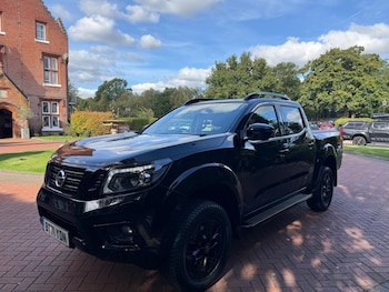 Used Nissan Navara 2021 for sale - 76101052: Photo