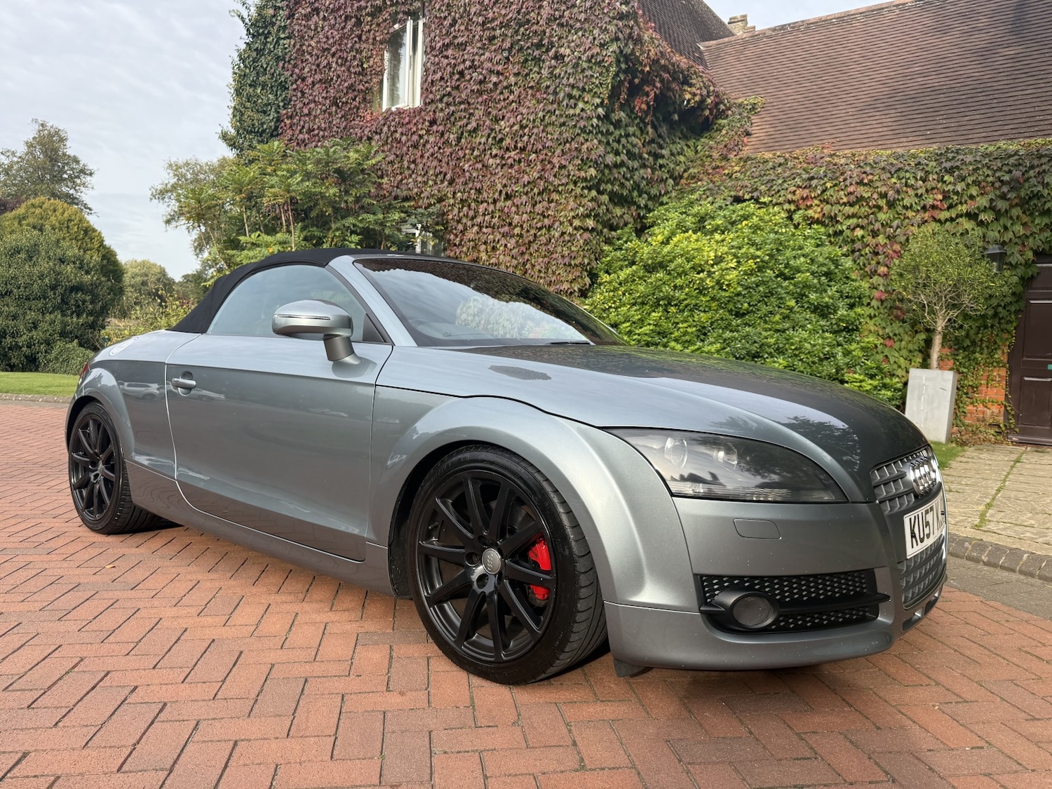 Used Audi TT 2007 for sale - 76149234: Photo 2