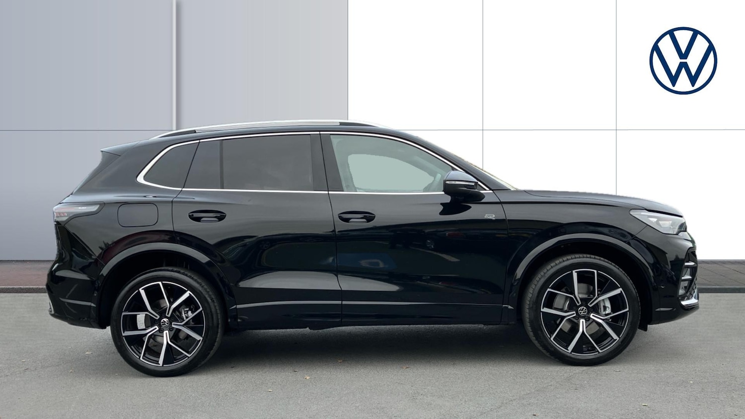 Used Volkswagen Tiguan 2025 for sale - 76490458: Photo 4