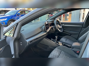 Used Volkswagen Golf 2025 for sale - 76637271: Photo