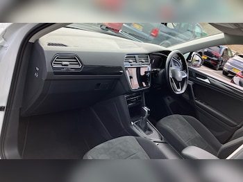 Used Volkswagen Tiguan 2020 for sale - 76230773: Photo 2