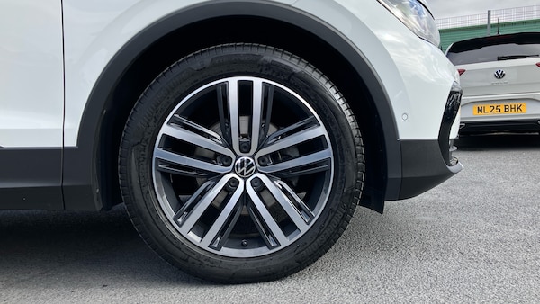 Used Volkswagen Tiguan 2020 for sale - 76230773: Photo 5