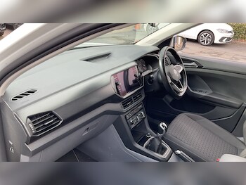 Used Volkswagen T-Cross 2020 for sale - 75969006: Photo