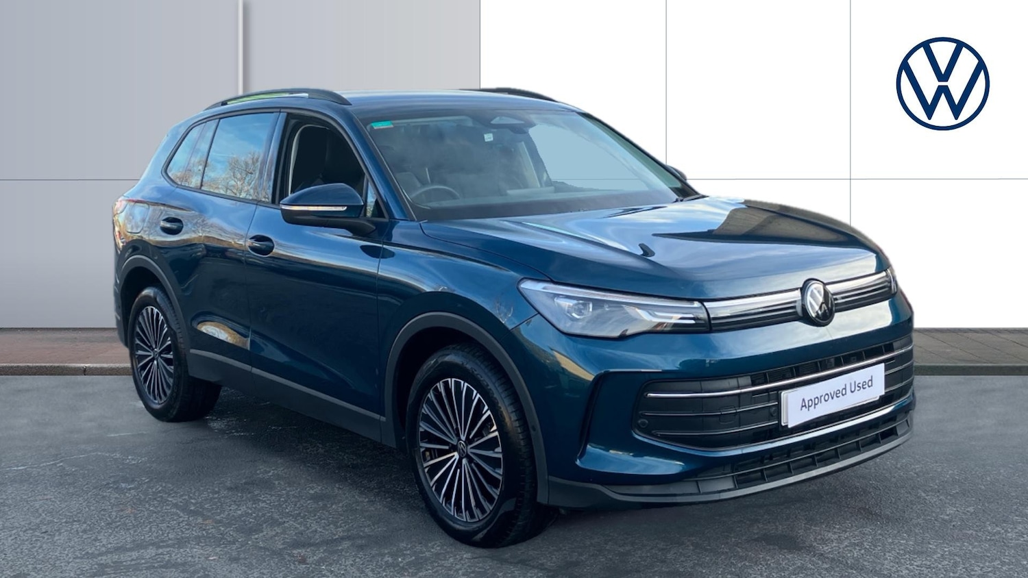 Used Volkswagen Tiguan 2024 for sale - 76625589: Photo 1