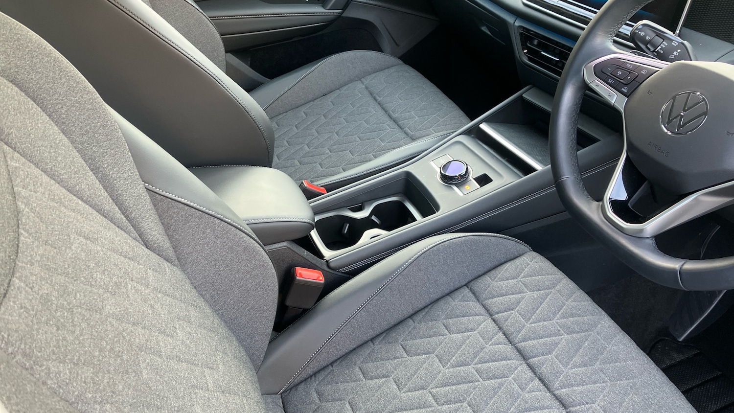 Used Volkswagen Tiguan 2024 for sale - 76625589: Photo 14