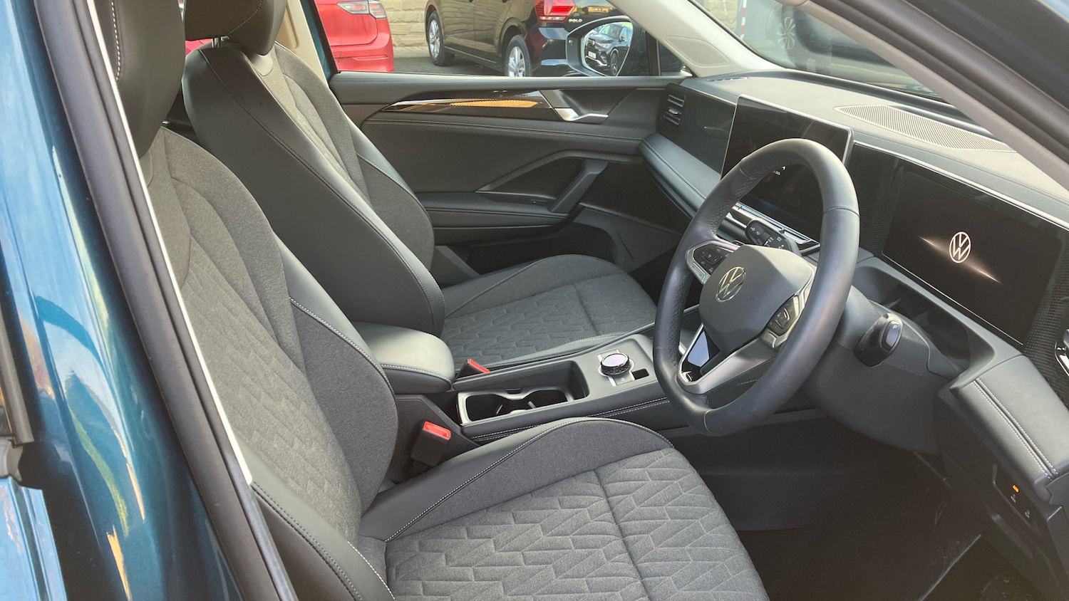 Used Volkswagen Tiguan 2024 for sale - 76625589: Photo 15