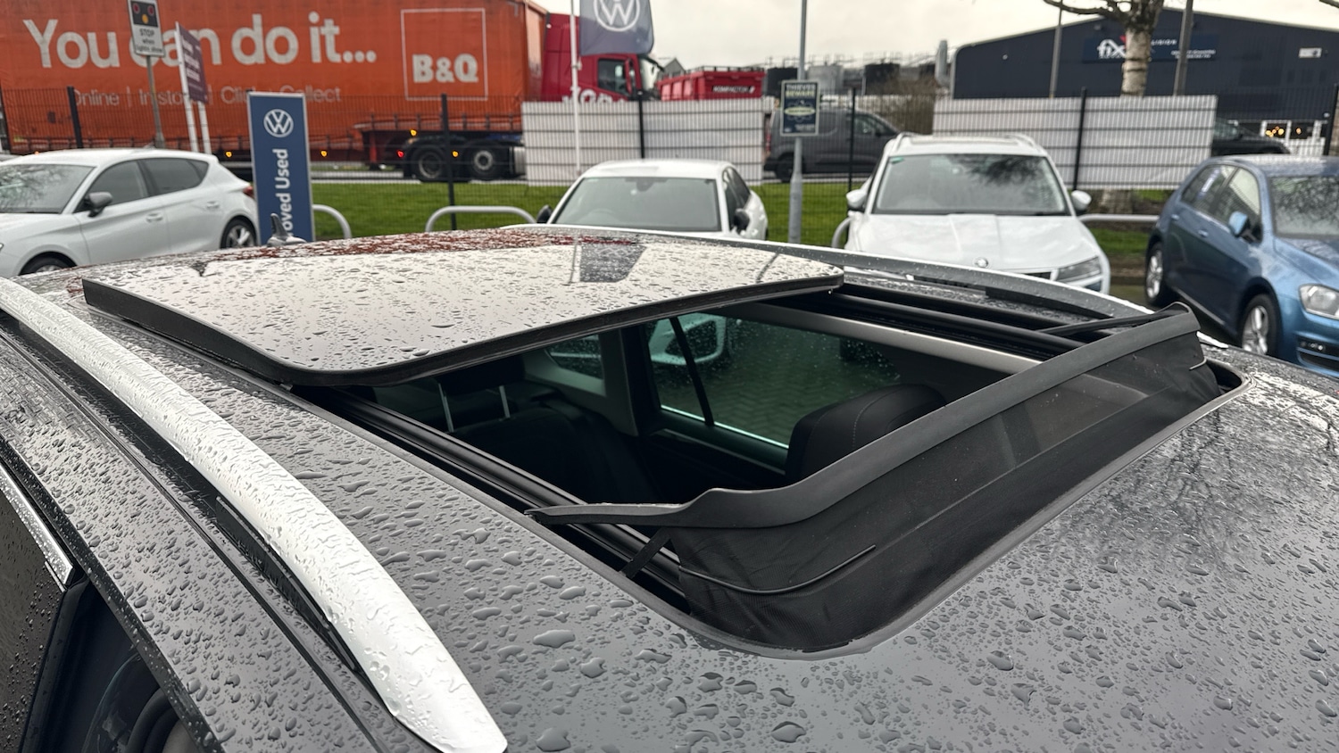 Used Volkswagen Tiguan 2023 for sale - 77917642: Photo 35