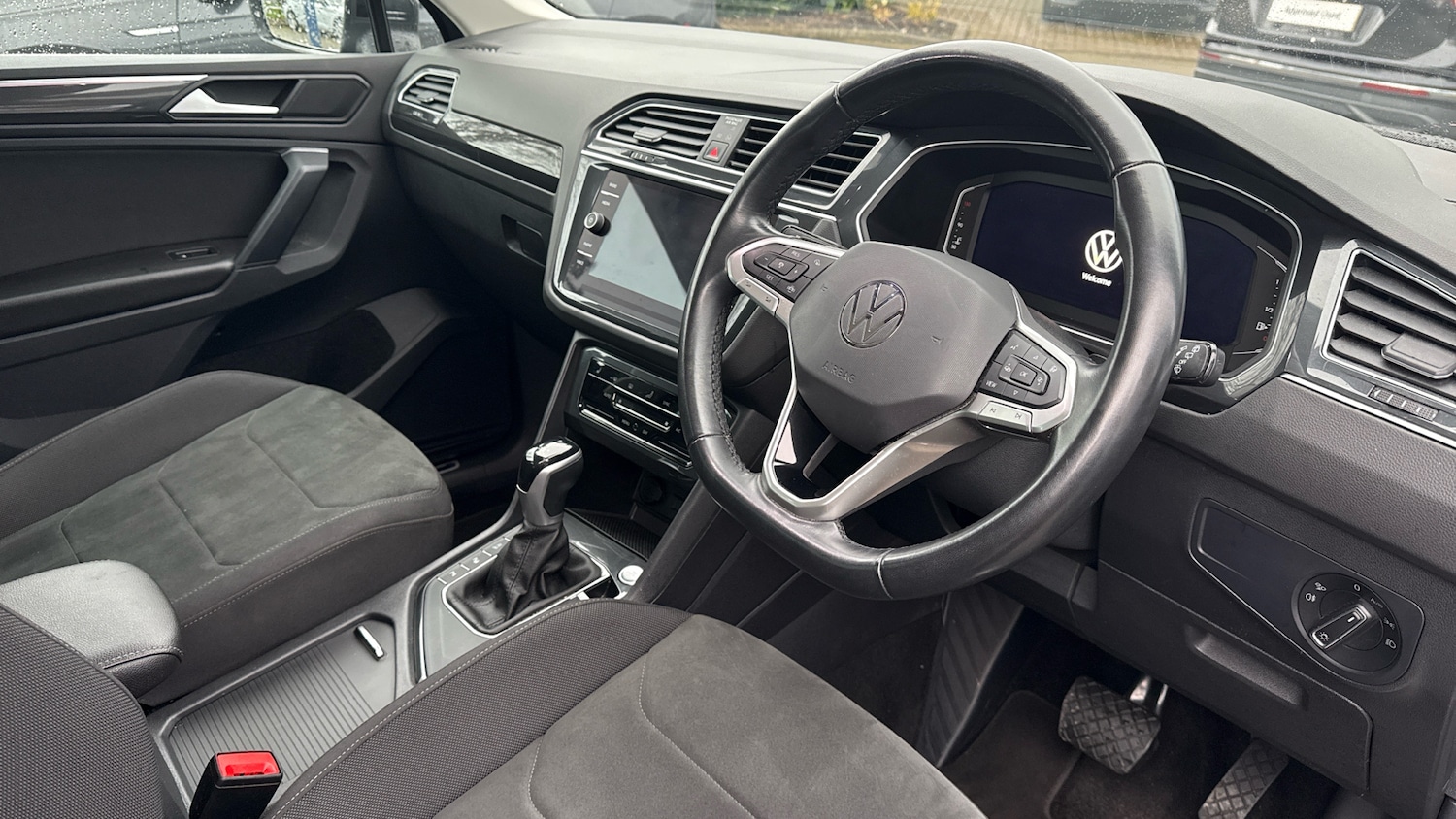 Used Volkswagen Tiguan 2023 for sale - 77917642: Photo 6