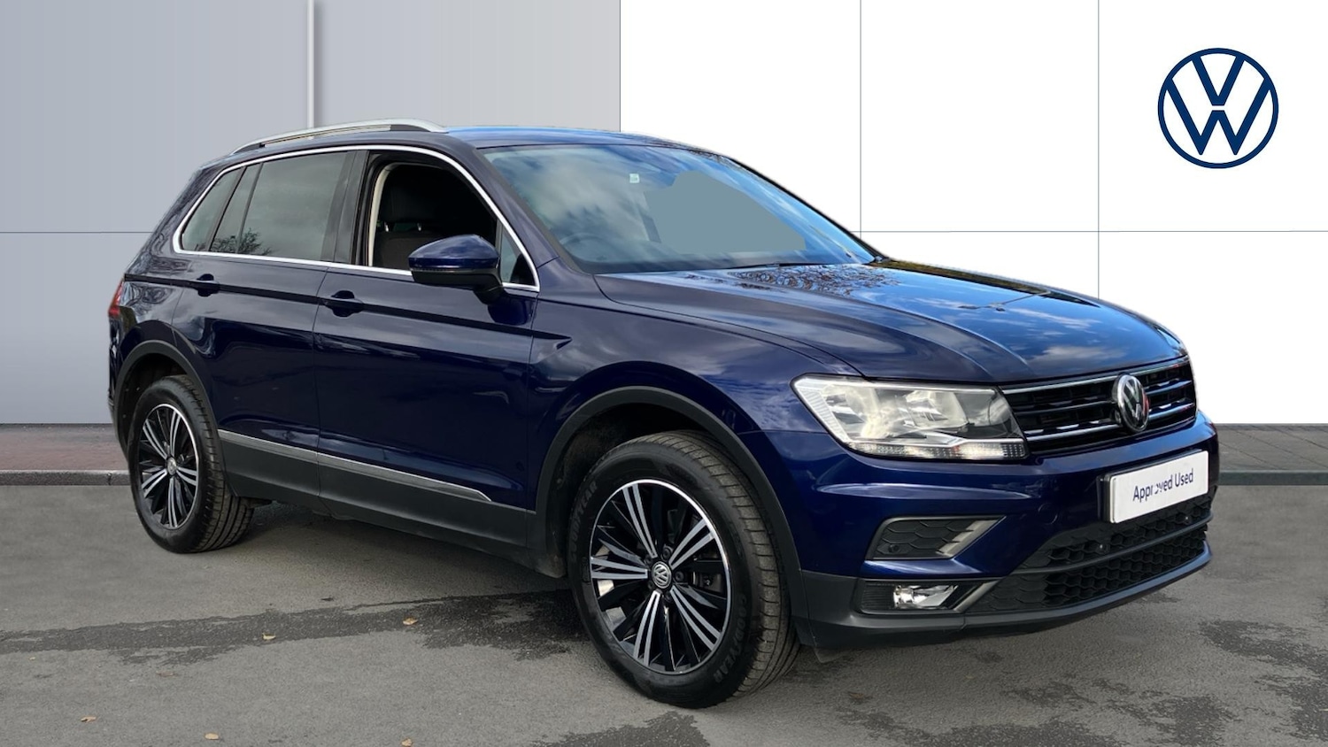 Used Volkswagen Tiguan 2018 for sale - 76391635: Photo 1