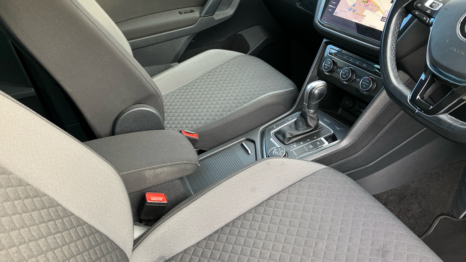 Used Volkswagen Tiguan 2018 for sale - 76391635: Photo 14