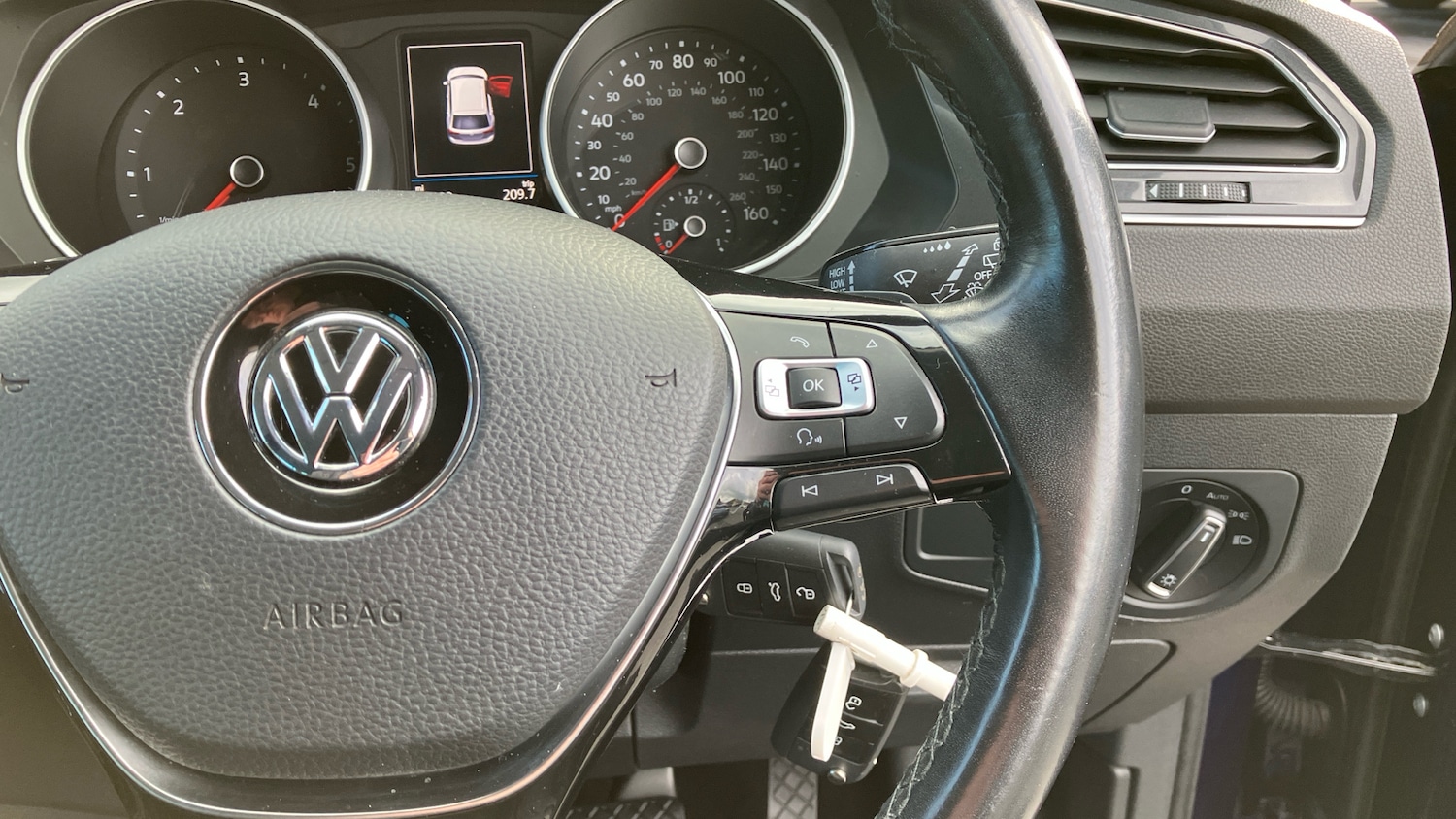 Used Volkswagen Tiguan 2018 for sale - 76391635: Photo 18