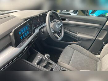 Used Volkswagen Golf 2023 for sale - 78018175: Photo