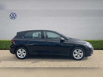 Used Volkswagen Golf 2023 for sale - 78018175: Photo