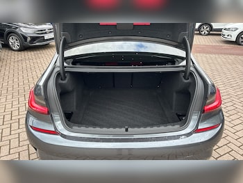Used BMW 3 Series 2019 for sale - 78984833: Photo