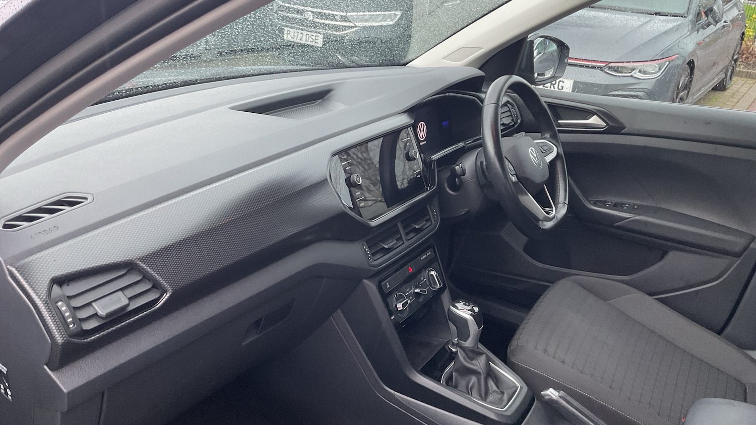 Used Volkswagen T-Cross 2022 for sale - 76859064: Photo 2