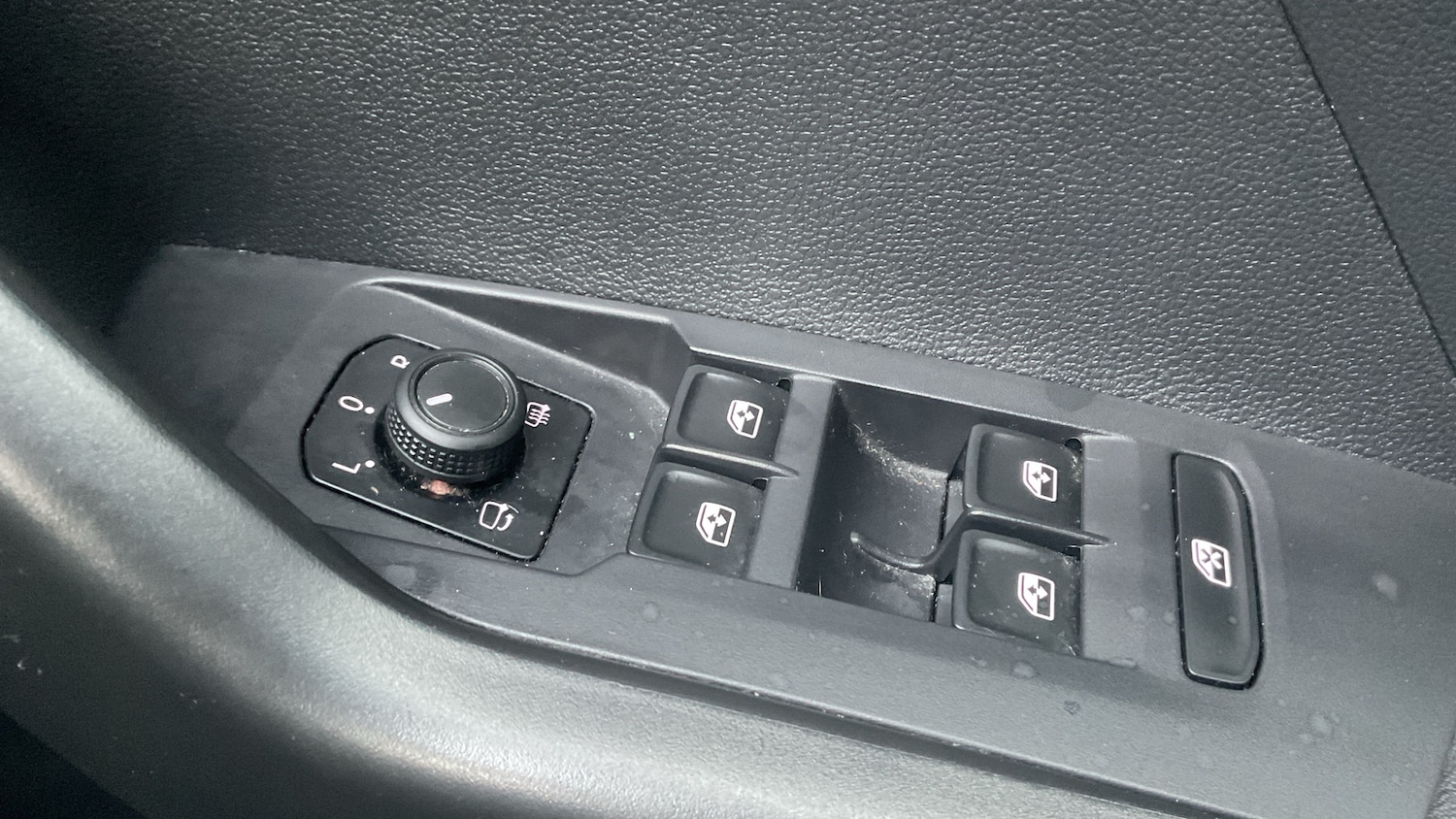 Used Volkswagen T-Cross 2022 for sale - 76859064: Photo 21