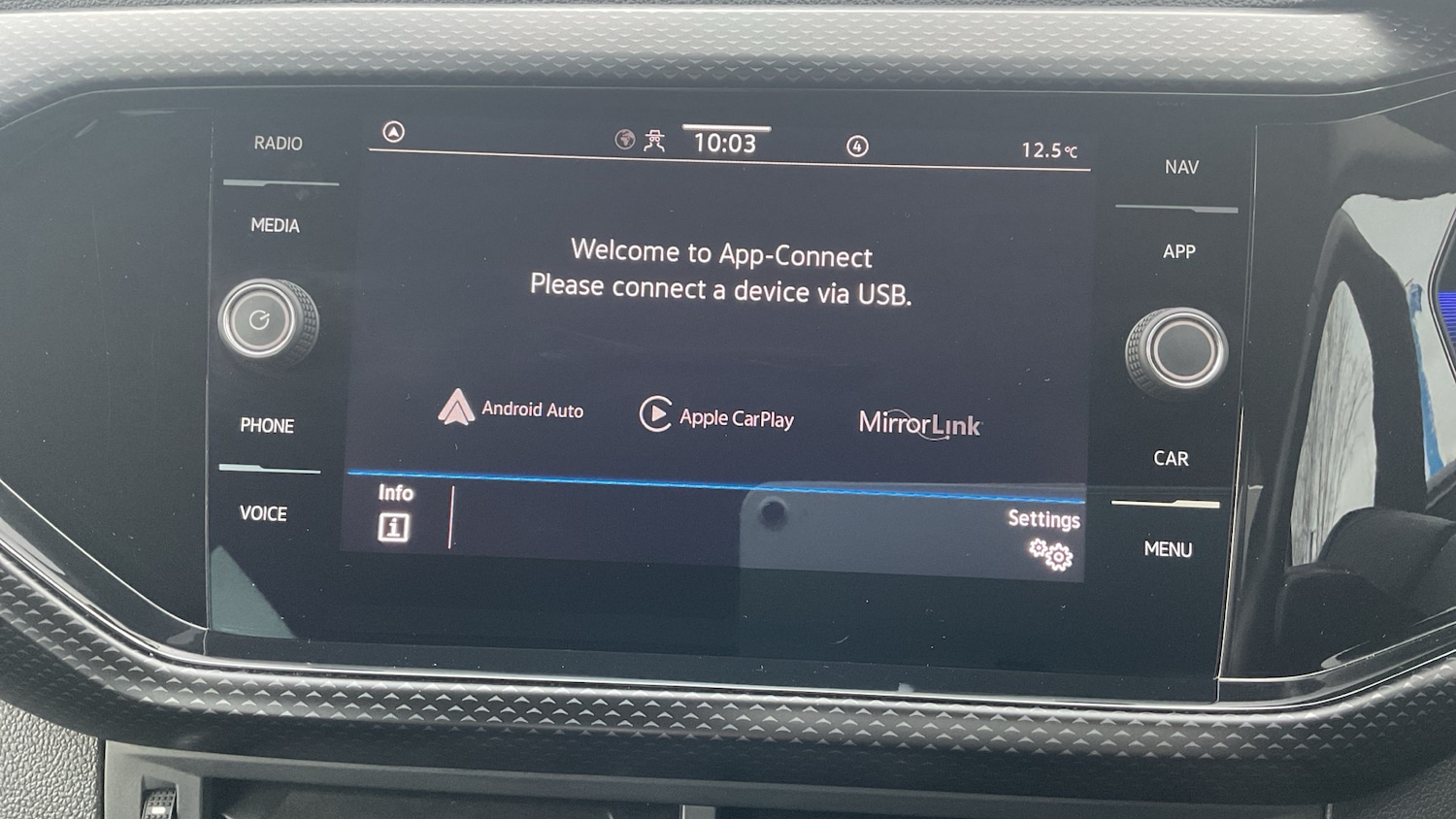 Used Volkswagen T-Cross 2022 for sale - 76859064: Photo 29